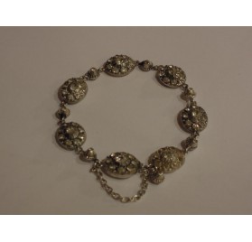 Norman jewel : bracelet from Saint Lô, in silver and strass.