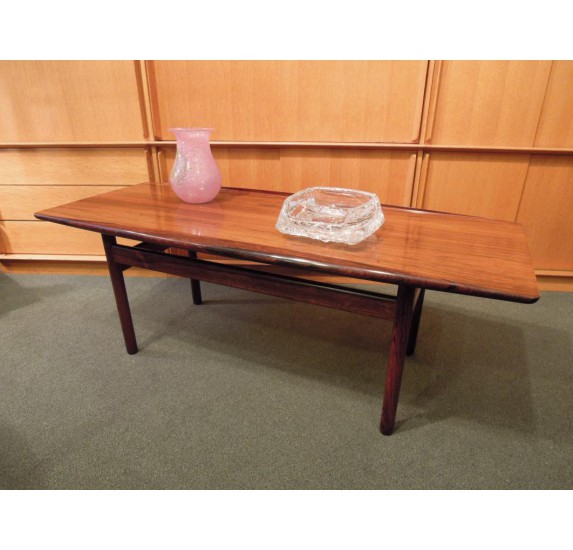 Rosewood coffee table designed by Grete Jalk, Poul Jeppensen (ed)