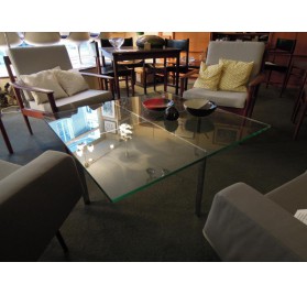 Barcelona coffee table by Ludwig Mies van der Rohe, Knoll editor