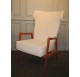 Fauteuil scandinave en hêtre à haut dossier type "wingback"