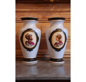 Paire de vases en porcelaine - Napoléon III