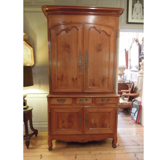 Cherry wood buffet, Louis XV style, late 18th century