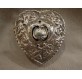 Boîte anglaise en argent massif, forme de coeur